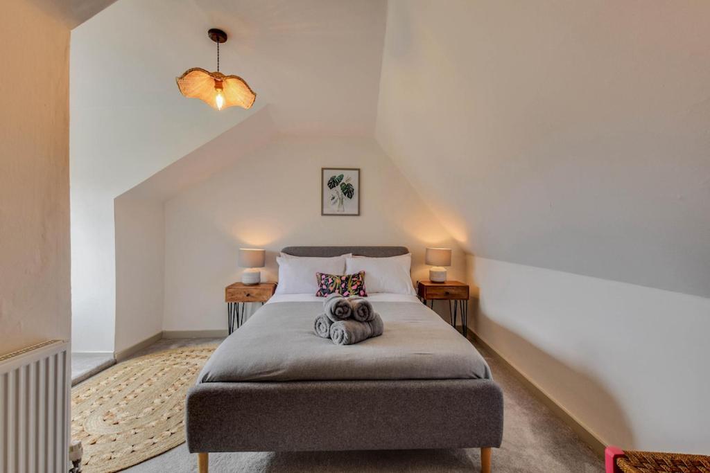 Cheerful 3 Bed Grade II Central Cottage Cirencester Εξωτερικό φωτογραφία