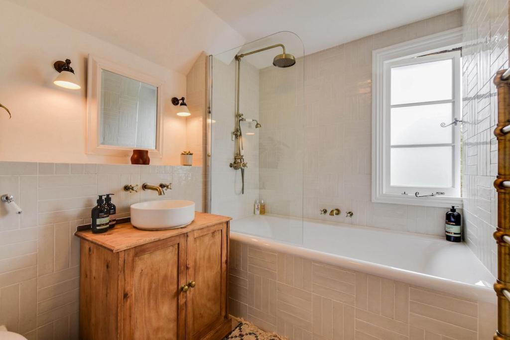 Cheerful 3 Bed Grade II Central Cottage Cirencester Εξωτερικό φωτογραφία
