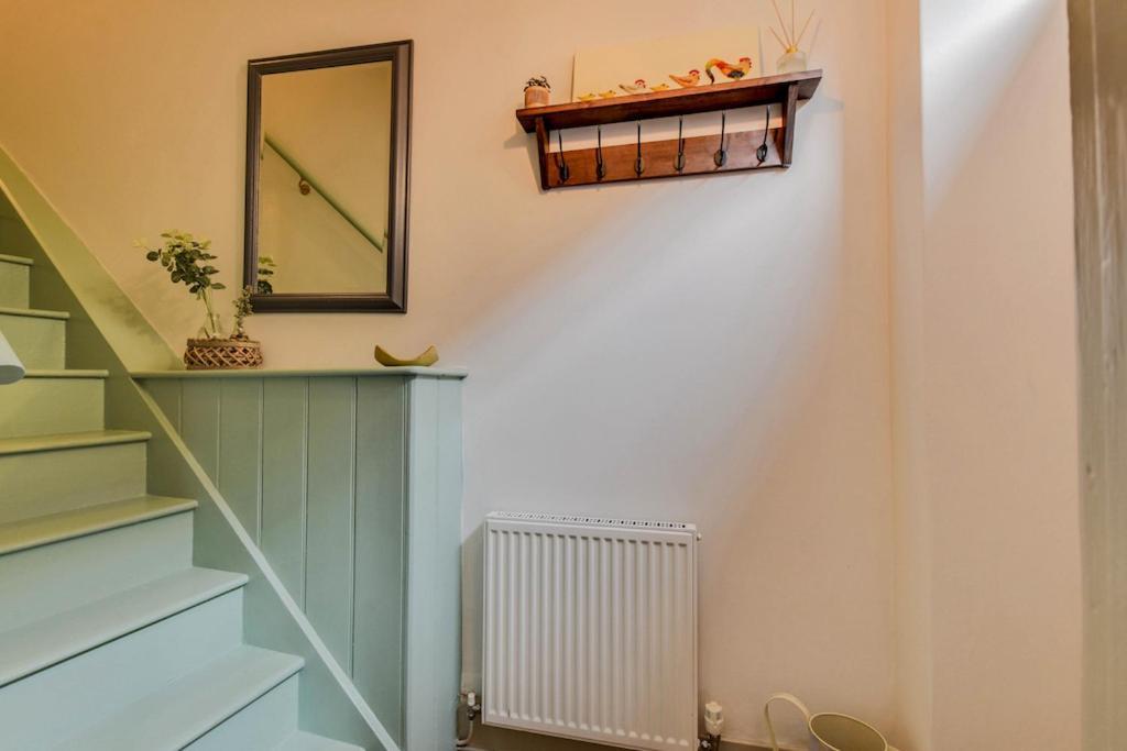 Cheerful 3 Bed Grade II Central Cottage Cirencester Εξωτερικό φωτογραφία